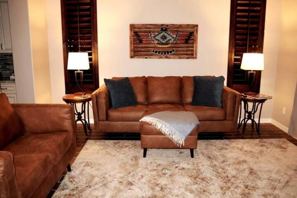 Phoenix Home With Heated Pool, Desert Views & Hot Tub Anthem Bagian luar foto